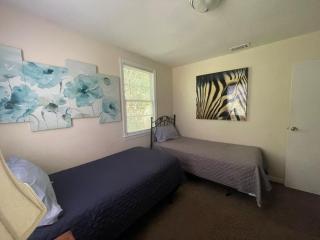 Quiet Retreat not far from Downtown Jax - 6