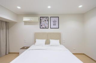 Cairo Homes Elite 4BR Nile & Pyramids View Balcony Maadi - 6