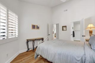 VY559 - Violet Circle - 6