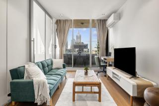 2BR CBD Zen Retreat - Pool, Sauna, Steam & Gym - 0