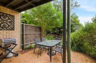 Park the car & walk everywhere - 100m from Cowes beach & playground! - 7