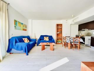 Apartamento en Roses con Terraza Privada y Parking - ES-258-185 - 3