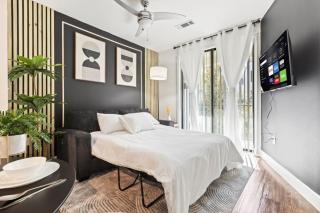 Lux 1B w Pool Near Toyota HQ The Star Legacy West - 4