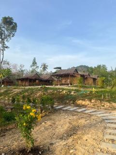 Mook Mellow Hill Bungalows - 0