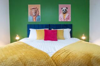 The Plymouth Pool House - 7