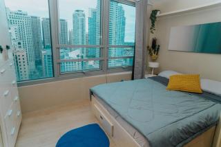 Chic Eastwood Studio w Pool Access, 55inch TV and Wifi - 7