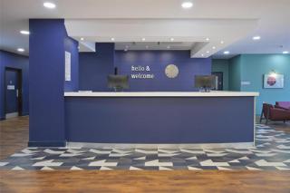 Travelodge Gatwick Airport Central - 8