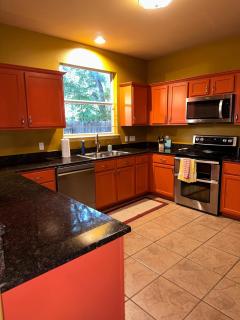 Buda home in the heart of the historic district - 3