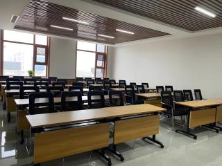 GreenTree Inn Express Cangzhou Nandagang Industrial Park Xinggang Road - 4