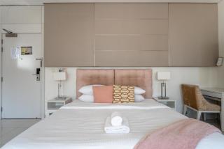 GuestReady - Maison Vogue Studio Business Bay - Dubai - 9