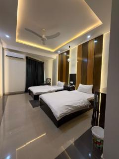 Luxury Hotel Apartments - 8