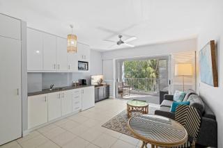 Belle Escapes 3434 Peppers Spa Suite - 5