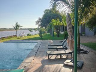 Chalets along Zambezi River - Enjoy Game & Canoeing Safaris as well as Boat Cruises & Fishing - Starlink Internet & Backup available - 4