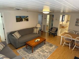 4BR Beach House • Walk to Shore Pier • Cherry Grove • JJ Beach House - 8