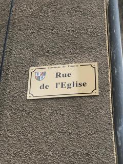 Rez de jardin , climatisé et chauffé au calme proche activités 4 saisons - 2