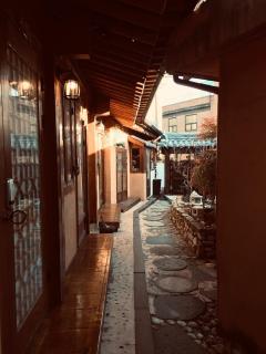 Jeonju Myeongga Hanok - 1