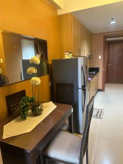Shell Residences Moa AJ - 4