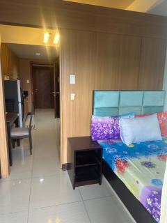 Shell Residences Moa AJ - 1