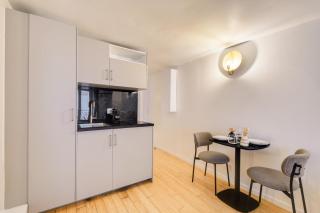 Comfortable Studio in a Lively Central Area - 5