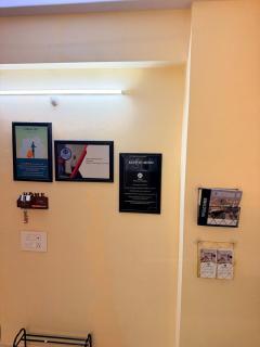 Homlee-Banaras 3BHK-Lift-Parking-3KM KashiTemple - 5