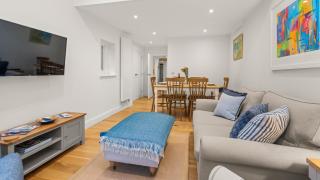 Lavender Cottage - 3