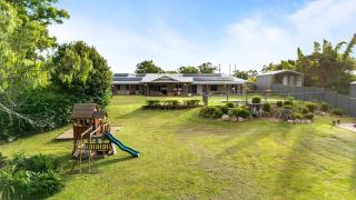 Coastview Manor - Country Serenity with Pool & Views - 4