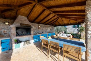Villa Bliss Excelsior - Yoga, Tennis & Pool - 1