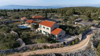 Villa Bliss Excelsior - Yoga, Tennis & Pool - 6