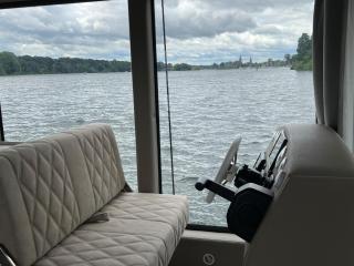 Luxboot - 1