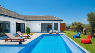 Yeşilköy 2 bedroom secluded villa with private pool hot tub - 6