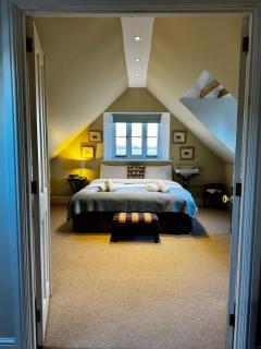 Hill House - Stylish 5 Bed Country House - 9