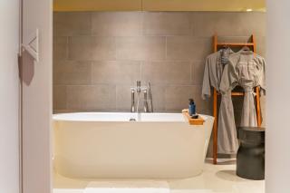 Cross Chiang Mai Riverside - 7