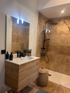 Le Chêne Guesthouse - 5