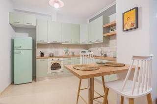 A Place 4U 42 - Charming 1BR with Vintage Kitchen in Cozy Neighborhood - 9