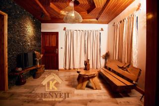 Kienyeji Wooden Rest Arusha - 2