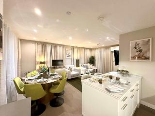 Contemporary Bromley Penthouse with Balcony - 9