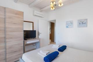 Villa Terpsichore St George Retreat BY APOKORONAS-VILLAS - 7