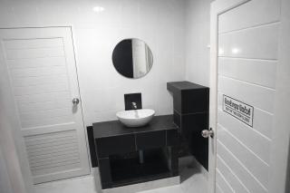 Earth House HomeStay Bangjo - 8