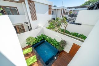 Cassandra Villa 4- Elegant 3BR Beachside Bliss in Sanur - 8