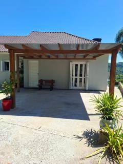 Casa Finger próx do centro e do Núcleo Enxaimel de frente pra VRS865 anfitriã reside ao lado - 4