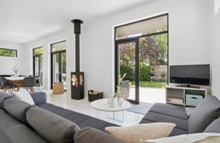 Architect-Designed Beach House In Jørgensø - 5