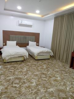 شقق القارات السبع المخدومة - 4