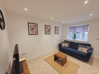 Ideal Lodgings in Radcliffe - 9