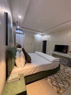 Nouveau Apartment - 6