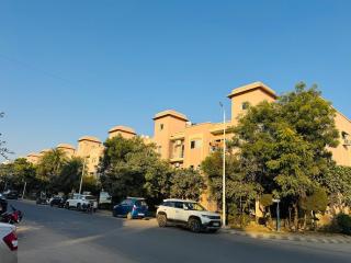 Elegant 1RK Studio Flat Near Prem mandir - 7