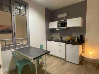 V1 lumineux studio plein centre - 5 min Golfech - 4