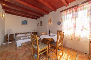 Holiday Home Luna - 4