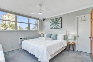 Fort Lauderdale Waterfront Condo! Pool and Marina Views - 5