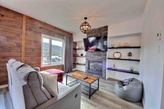 Condos Monts-Valin -161, rue du Massif Valinouët - 5