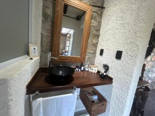 suite premium en viñedo en la montaña - 9